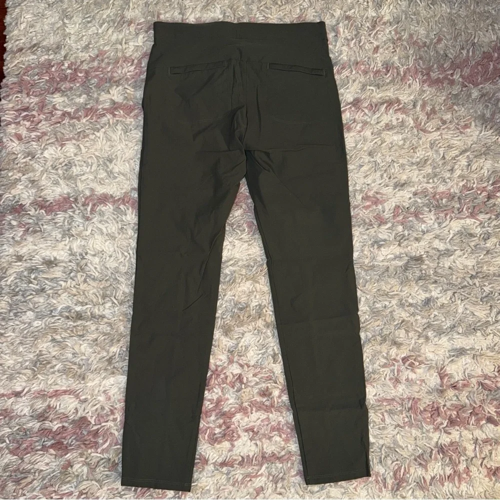 Athleta wander stash skinny pant 4